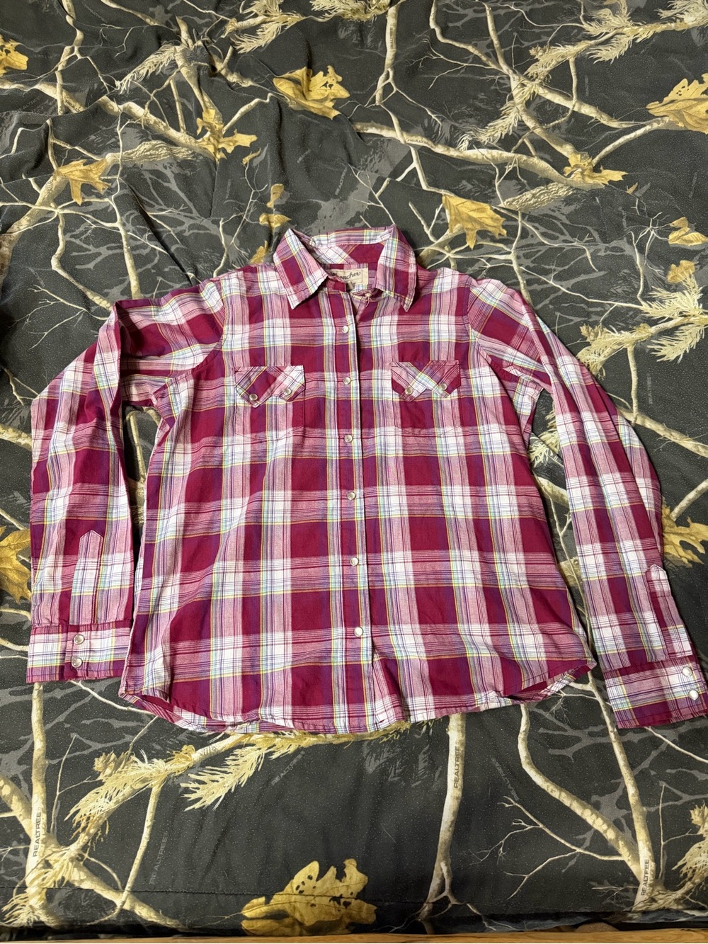 Wrangler Women’s Red Plaid Long-Sleeve Pearl Snap Shirt